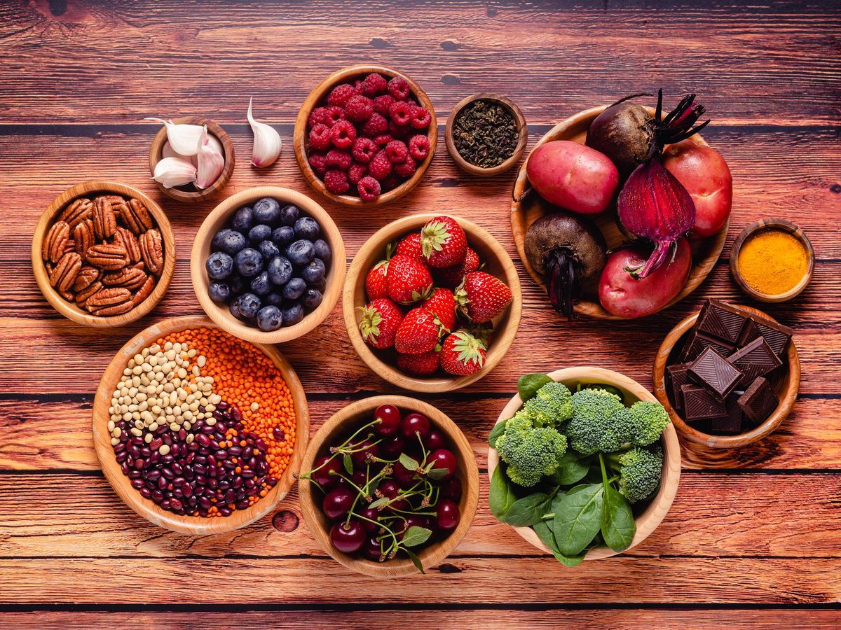 Najlepsze naturalne superfoods dostępne w sklepach internetowych – zdrowie na wyciągnięcie ręki